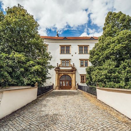 Skodova Apartments Přerov Екстериор снимка