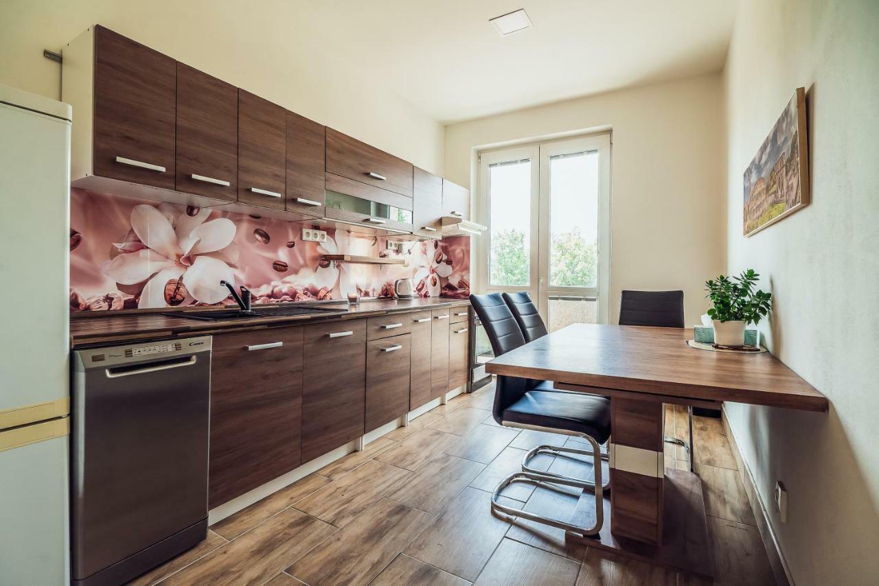 Skodova Apartments Přerov Екстериор снимка